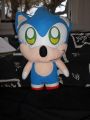 This chibbi-stye Sonic is almost certainly fan made, but it's oh-so cute!